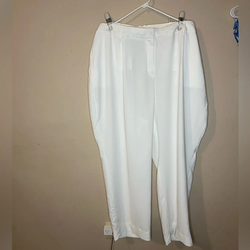 🌹J. Crew White Essential Pant - Picture 2 of 6
